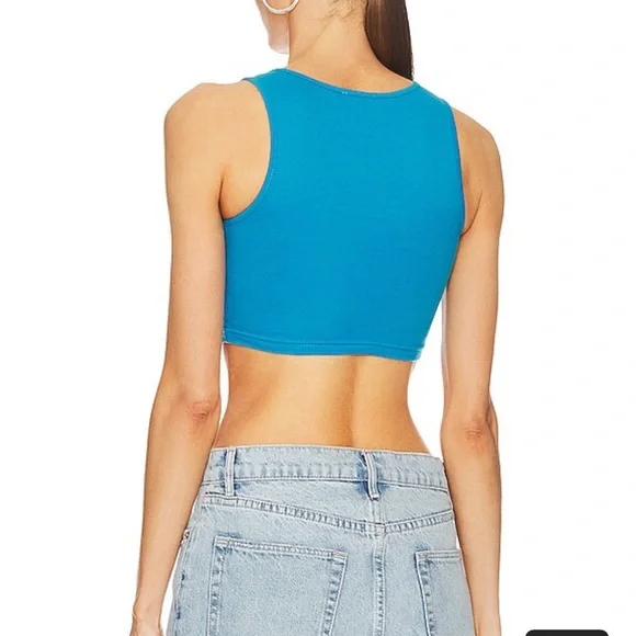 Madeleine Crop Top in Blue
superdown NEW - Picture 5 of 10